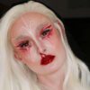 Lenti a contatto rosse zombie di Halloween
