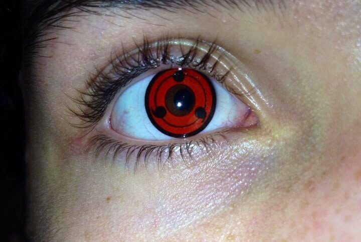 Reseña fotográfica de los tres contactos Tomoe Sharingan